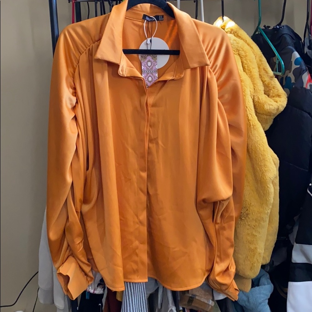 Top - Picture 2 of 3